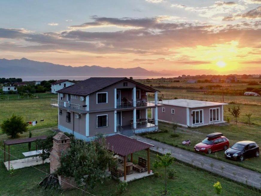Hotel Villa Ballkan Grilë Exterior foto
